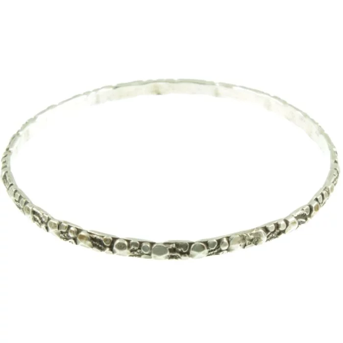 Elaborate raised relief Silver Bangle IMG 1239