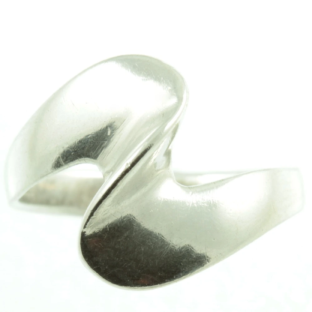 Mid-Century Modernistic Wave Ring