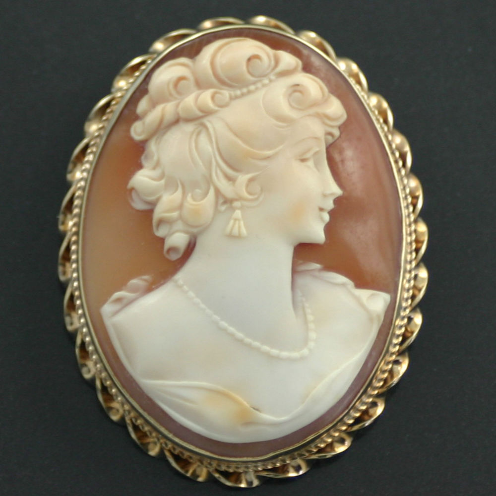 15ct gold cameo brooch