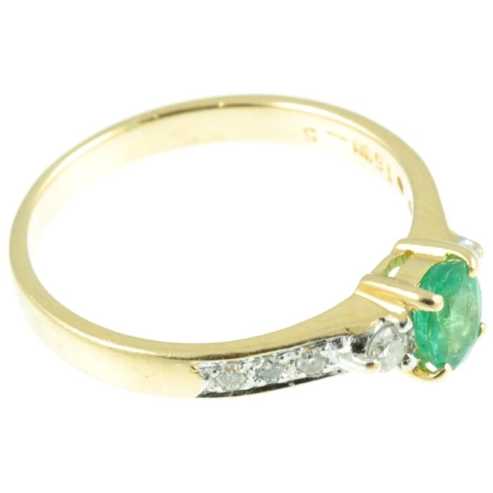 18ct gold Emerald and diamond ring - side view