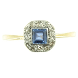 Art Deco 1920s Sapphire and Diamond Ring