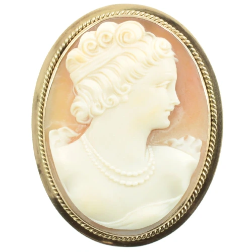 Victorian Cameo Shell Brooch