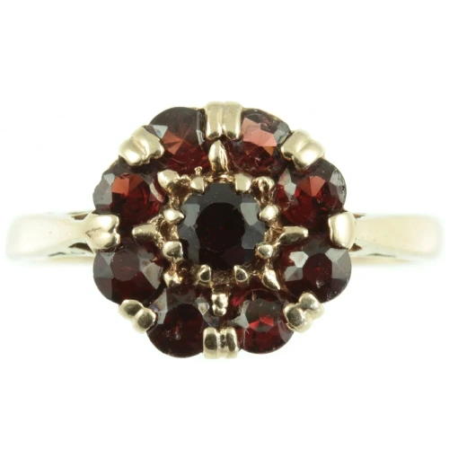 Victorian 9ct gold garnet Cluster ring