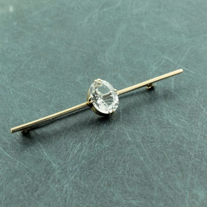 Victorian 9ct gold Aquamarine bar brooch