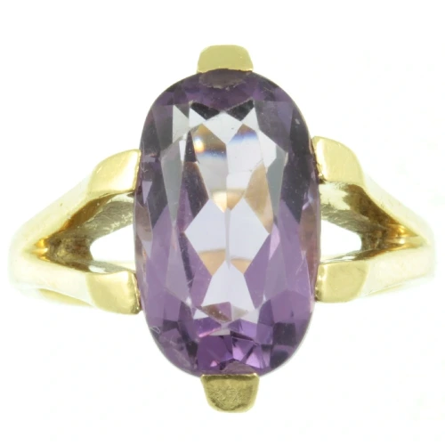 Vintage 18ct gold amethyst ring