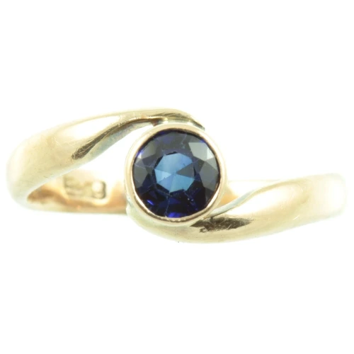 Art Deco 1920`s sapphire twist ring