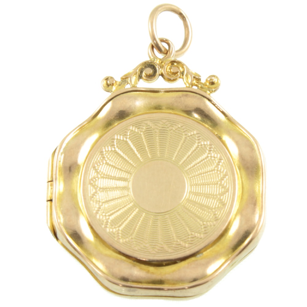 Edwardian 9ct gold locket