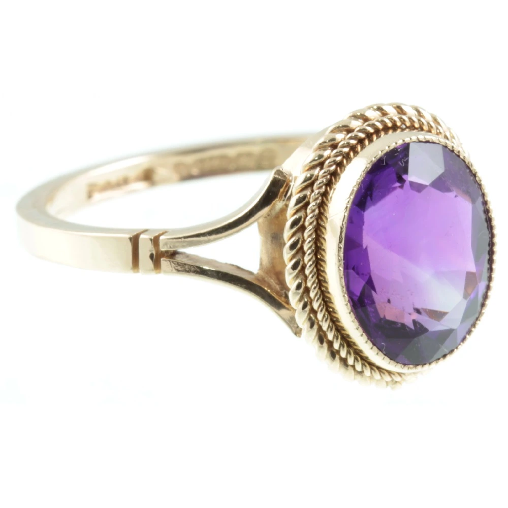 9ct Gold Vintage Amethyst Ring - Image 3