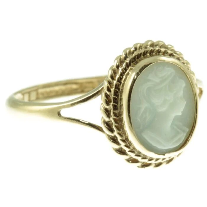 9ct gold vintage cameo ring IMG 7982