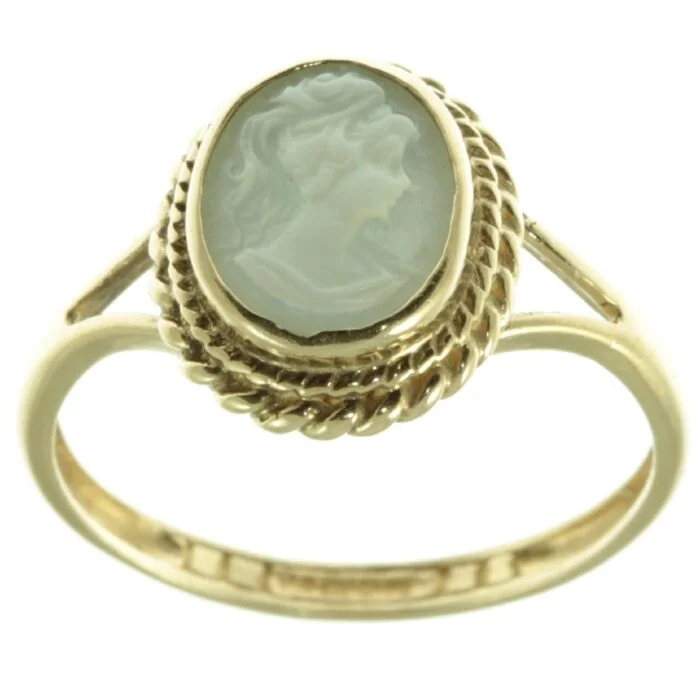 9ct gold vintage cameo ring