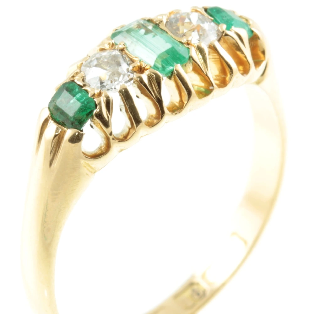 18ct Gold Emerald & Diamond Ring