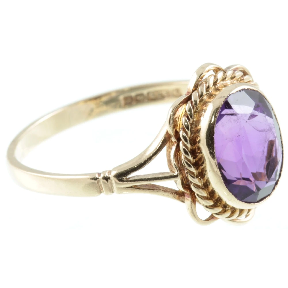 9ct gold Amethyst ring