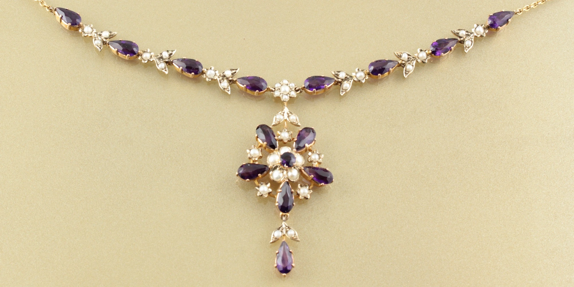 Amethyst Gemstone - Edwardian Amethyst and split Pearl necklace