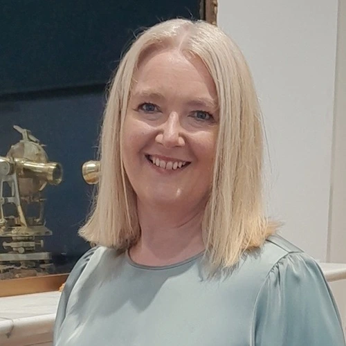 Elaine Hoyne, Co-owner and Antique Jeweller at Carus Jewellery