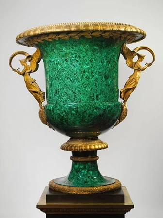 Malachite Monumental vase