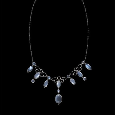 Edwardian Moonstone Necklace Edwardian Moonstone Necklace