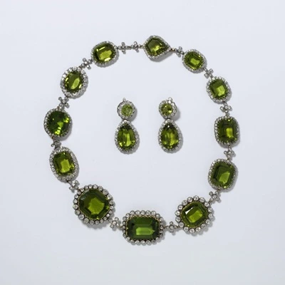 Peridot necklace and earrings set