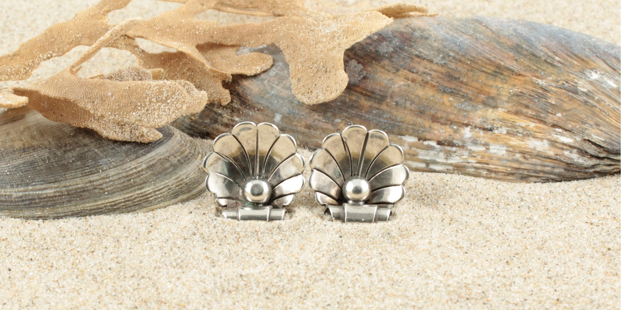 Silver Formation, Caratage, History and Folklore.