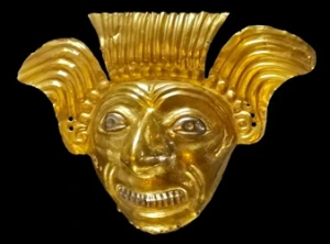 Tumaco-La Tolita ritual mask, eyes and teeth plated in platinum